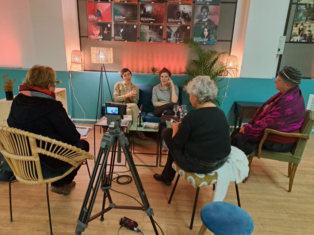 Atelier avec Lena Paugam et Hélène Rancurel lors de la diffusion de la pièce Pour un temps sois peu - Interview réalisée par Josiane, Colette et Sylviane
